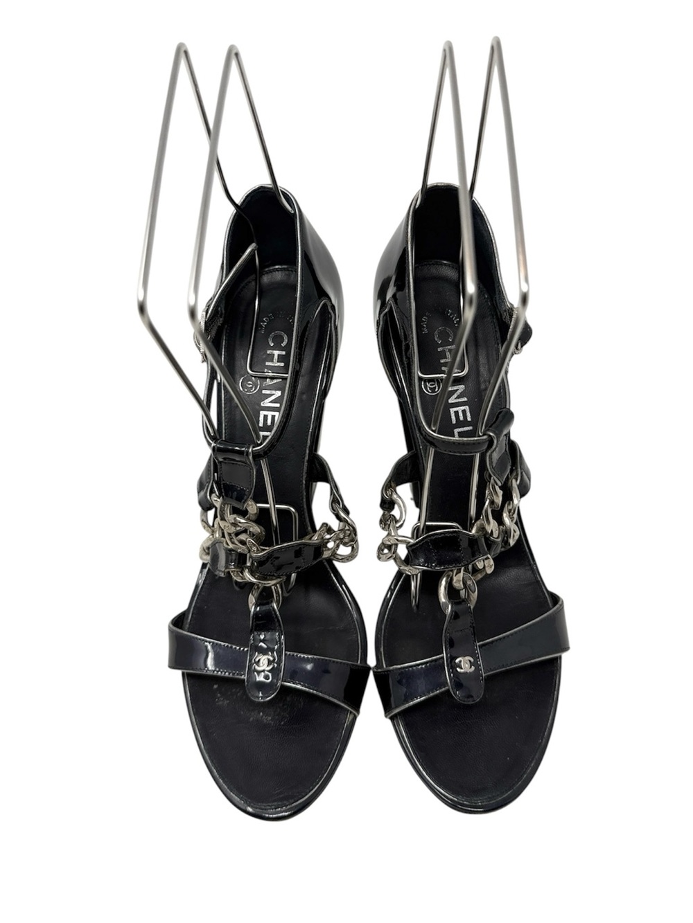 Chanel CC Patent Leather T Strap Silver Chain Accent Navy Blue Sandals Size 40 - Picture 4 of 12